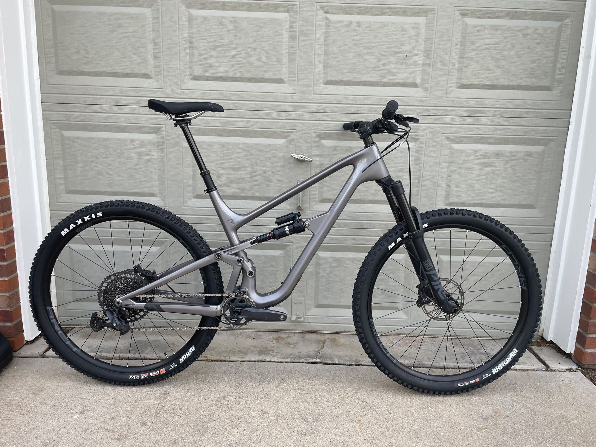 2022 XL Revel Rascal GX - Like New