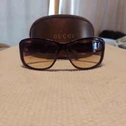 Gucci Tortoise Sunglasses w/ Case