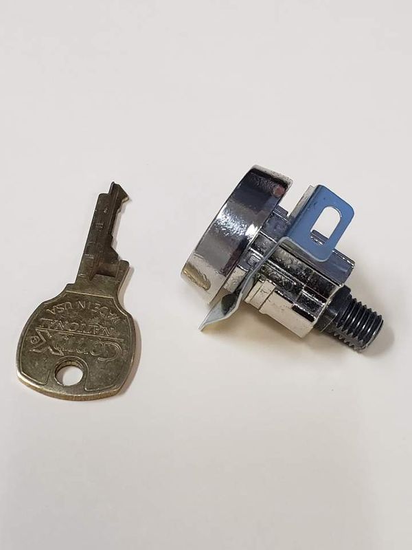 USPS L1172C LOCK WITH A KEY for Sale in Norwalk, CA OfferUp