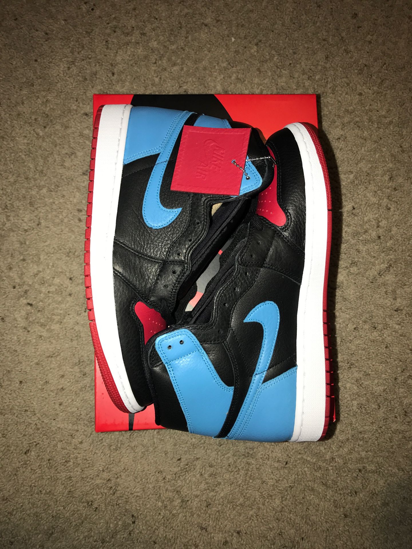 UNC to CHI Jordan 1 sz 10.5W/9M $230 obo (purchased off nike SNKRS app)