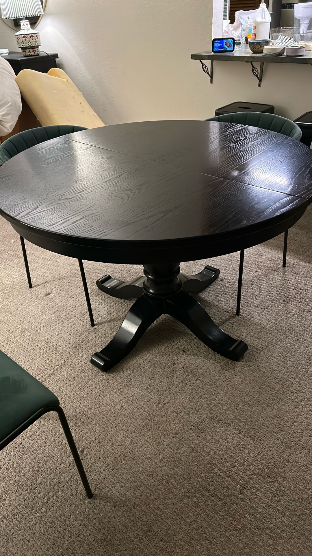 Round Dining Table 