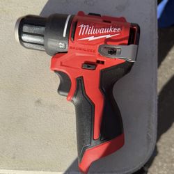 Milwaukee M12 Brushless Drill