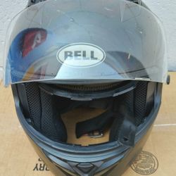 Used Bell Revolver EVO full-face motorcycle helmet.Black.XL.With carrying bag.