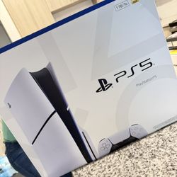 PLAY STATION 6 