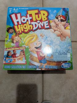 Hasbro Gaming Hot Tub High Dive Game with Bubbles for Kids Board Game for Boys and Girls 