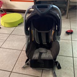 baby trend car seat 