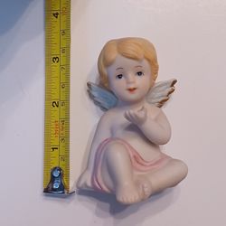 Vintage Ceramic Heavenly Cherubs Figure