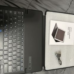 iPad Pro 12.9 Inch (2017/2015) Keyboard Case