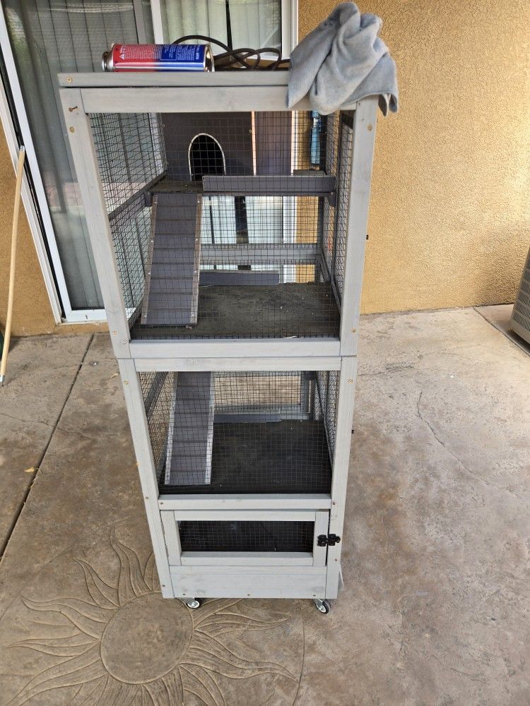 Bird/ Bunny / Rodent Cage