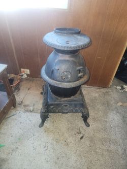 Antique Cast Iron Pot Belly Stove
