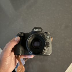 Canon EOS 6D  DSLR Camera 