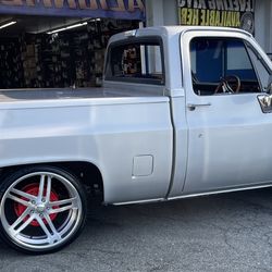Intro Dakota Staggered 22x9 Front - 22x11 With 265/35/22 - 295/30/22 Tires For Obs Or C-10 🔥🔥🔥