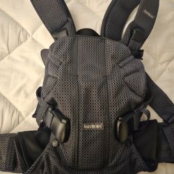 BabyBjorn Carrier 