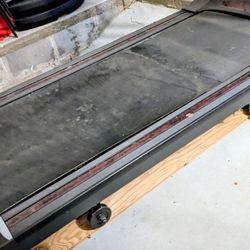 Horizon Endurance Treadmill Model T25 Barely Used Nice Condition