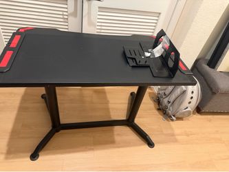 Gaming or a computer desk
