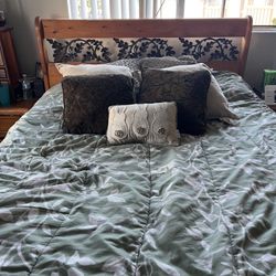 Bed Set (5 Piece) Pick Up Only