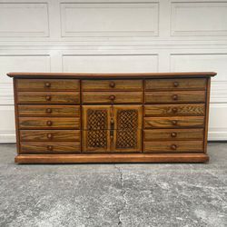 Dresser Bureau Chest of 9 Drawers