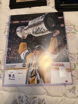 Golden knight lot-Autos-Pacioretty/ Karlsson/ Hague/Marsy/Glass
