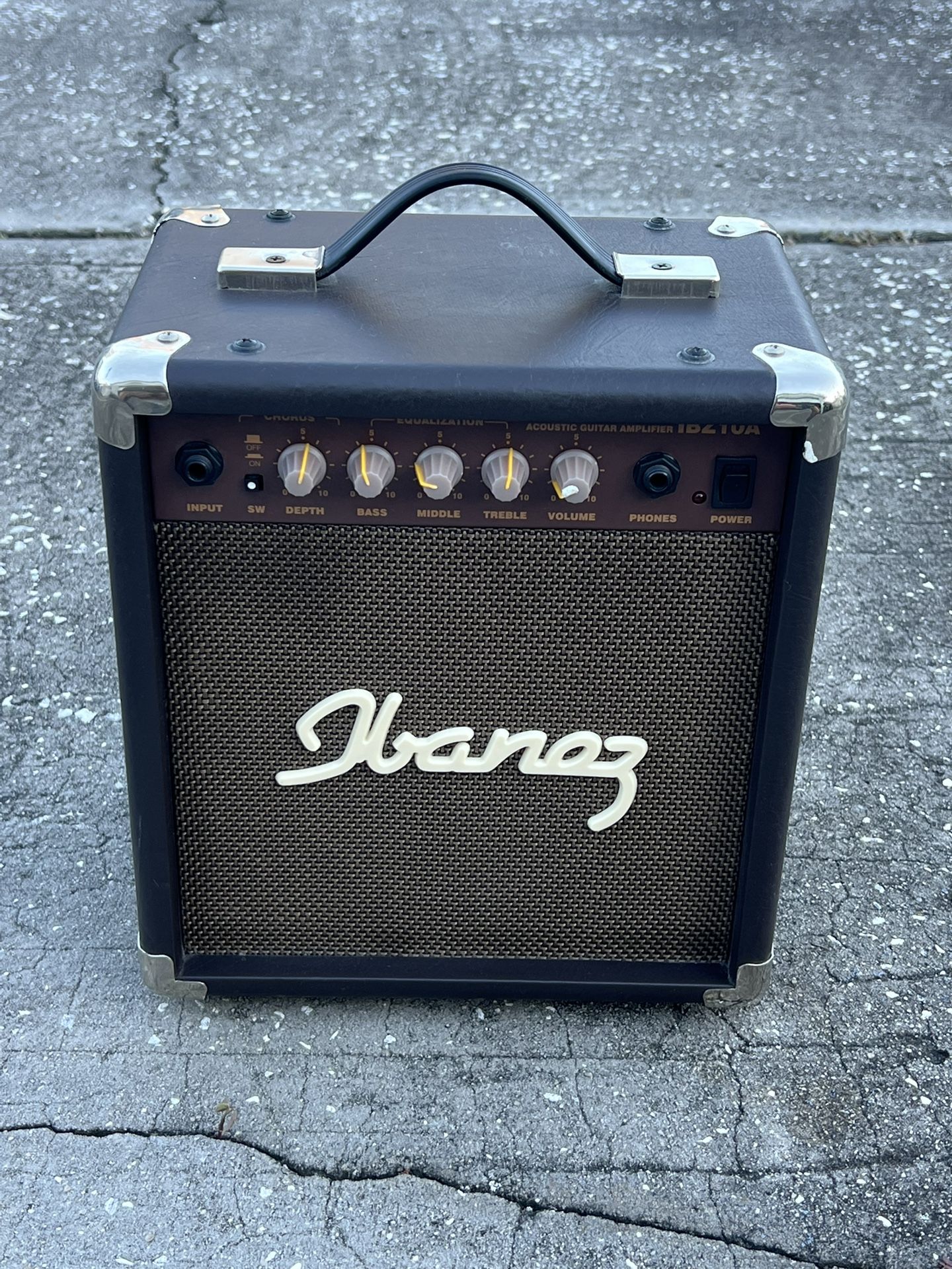 Ibanez IBZ10A 12W Acoustic Guitar Amplifier with Power Cord - Tested and Working