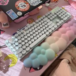 White Light Up Keyboard