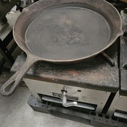 Cast iron 20" Pan