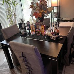 4 Seat Dining Room Table 