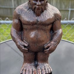 Bigfoot Statue