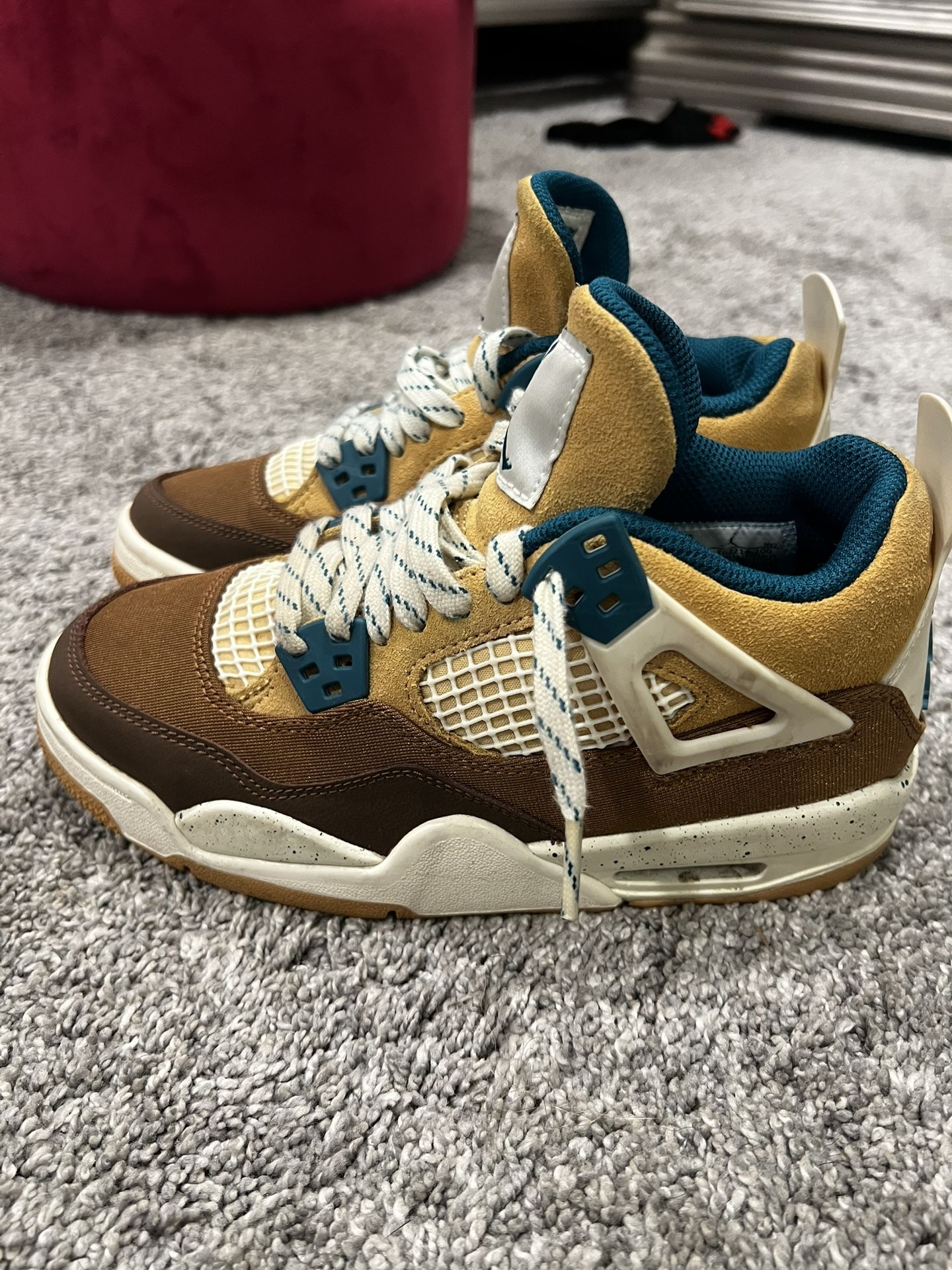 Size 3/5 Jordan 4 Retro