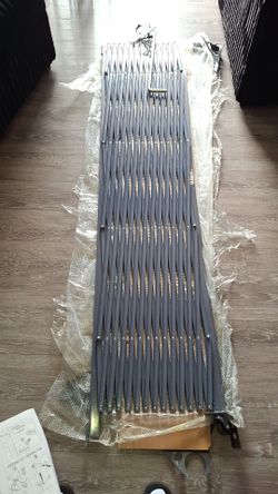 Global Industrial Folding Gate 10x6