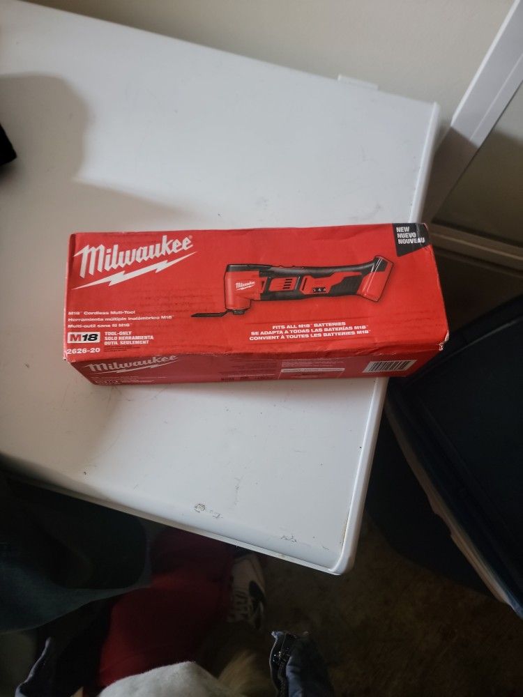 Milwaukee M18 Multi Tool
