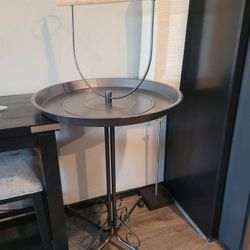 Large Bird Stand- On Wheels