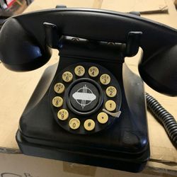 Antique Telephone Croaky CR62