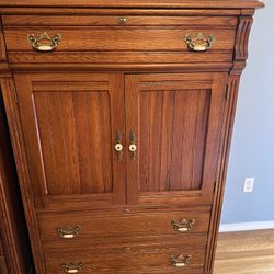 Wood Dresser Cabinet