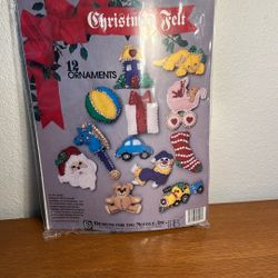 Designs For The  The Needle,  Vintage Craft Kit / 12 Felt Ornaments 