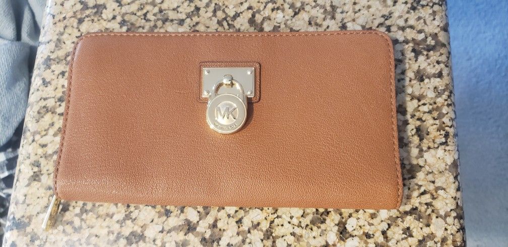Michael Kors Leather Wallet