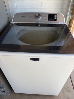 Brand new Maytag washer 5.3