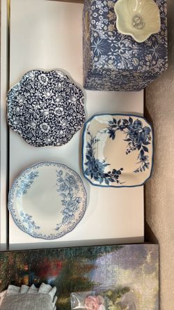 Set of 3 beautiful plates!