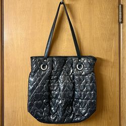 Vintage Candie's Quilted Shimmery Black Pewter Heart Shoulder Bag
