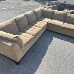 Different Sectionals & Recliner Sets