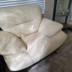 Moving Sale: Lots of leather high-quality rich grain