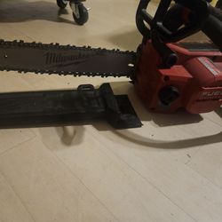 Milwaukee M18 Fuel 14" chain saw