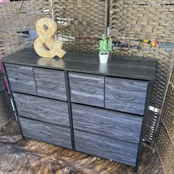 Dresser small Drawer Organizer 8 Drawers, End Table Storage Cabinet, Easy Pull Fabrici Bins like new