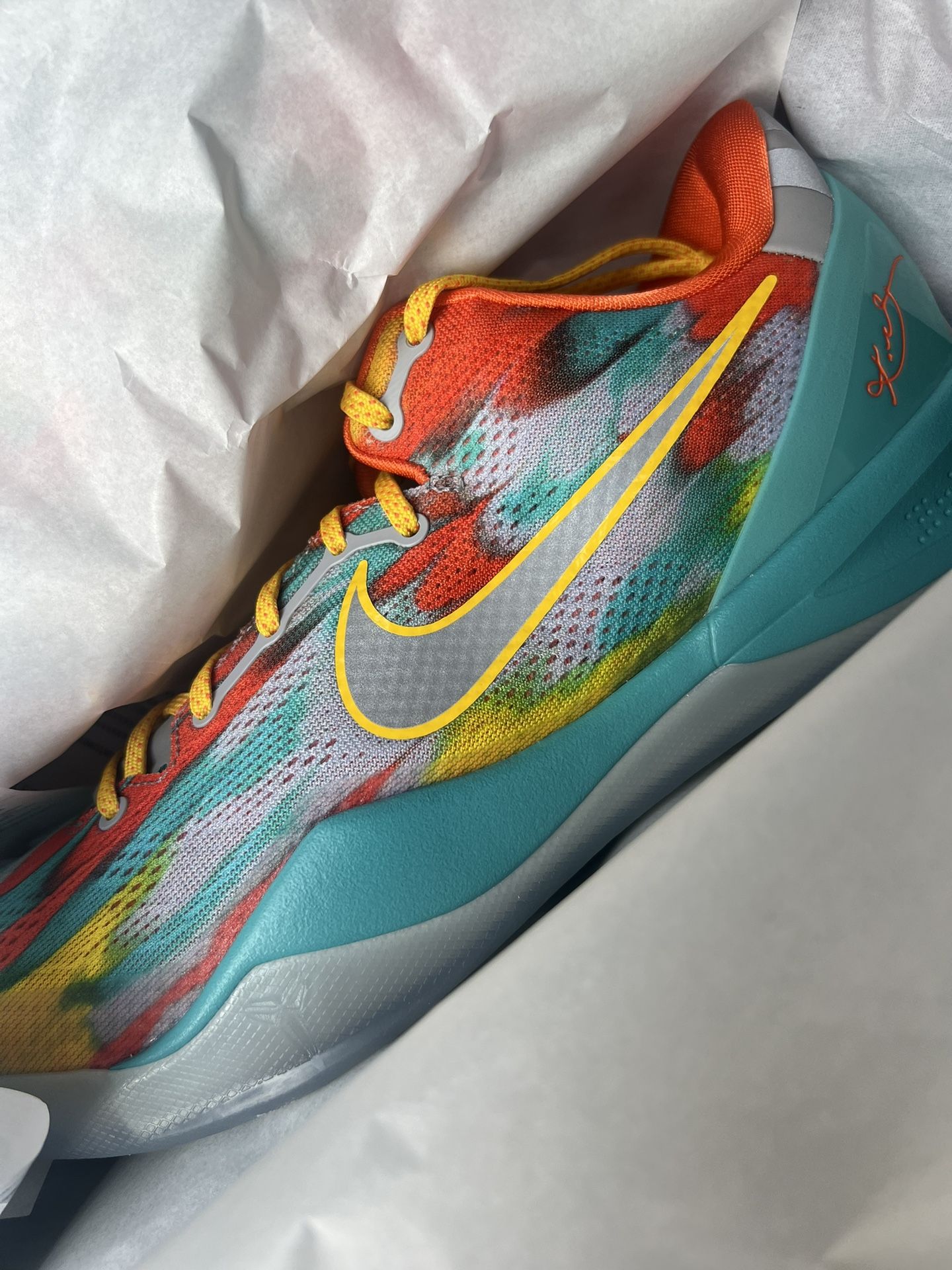 Venice Beach Kobe 8