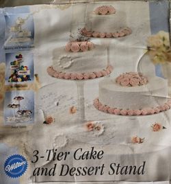 Wilson 3-Tier Cake Stand