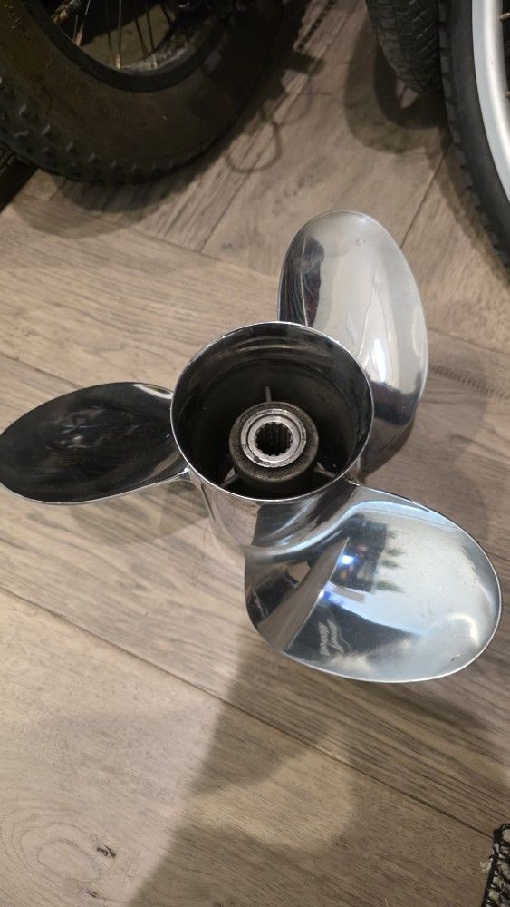 Propco Prop 14.25 15p Yamaha Or Mercury