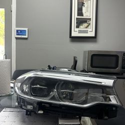 BMW 5 SERIES G30 530i 540i M5 GENUINE OEM RIGHT PASSENGER ADAPTIVE LED HEADLIGHT 2017-2021