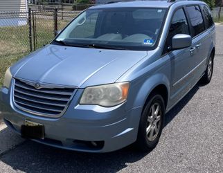 2010 Chrysler Town & Country