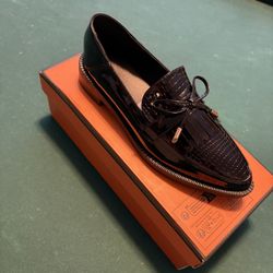 New 8.5 Women’s Dress Shoe