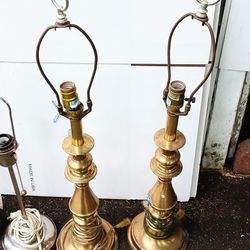 2  Lamps Sale  Each  $10