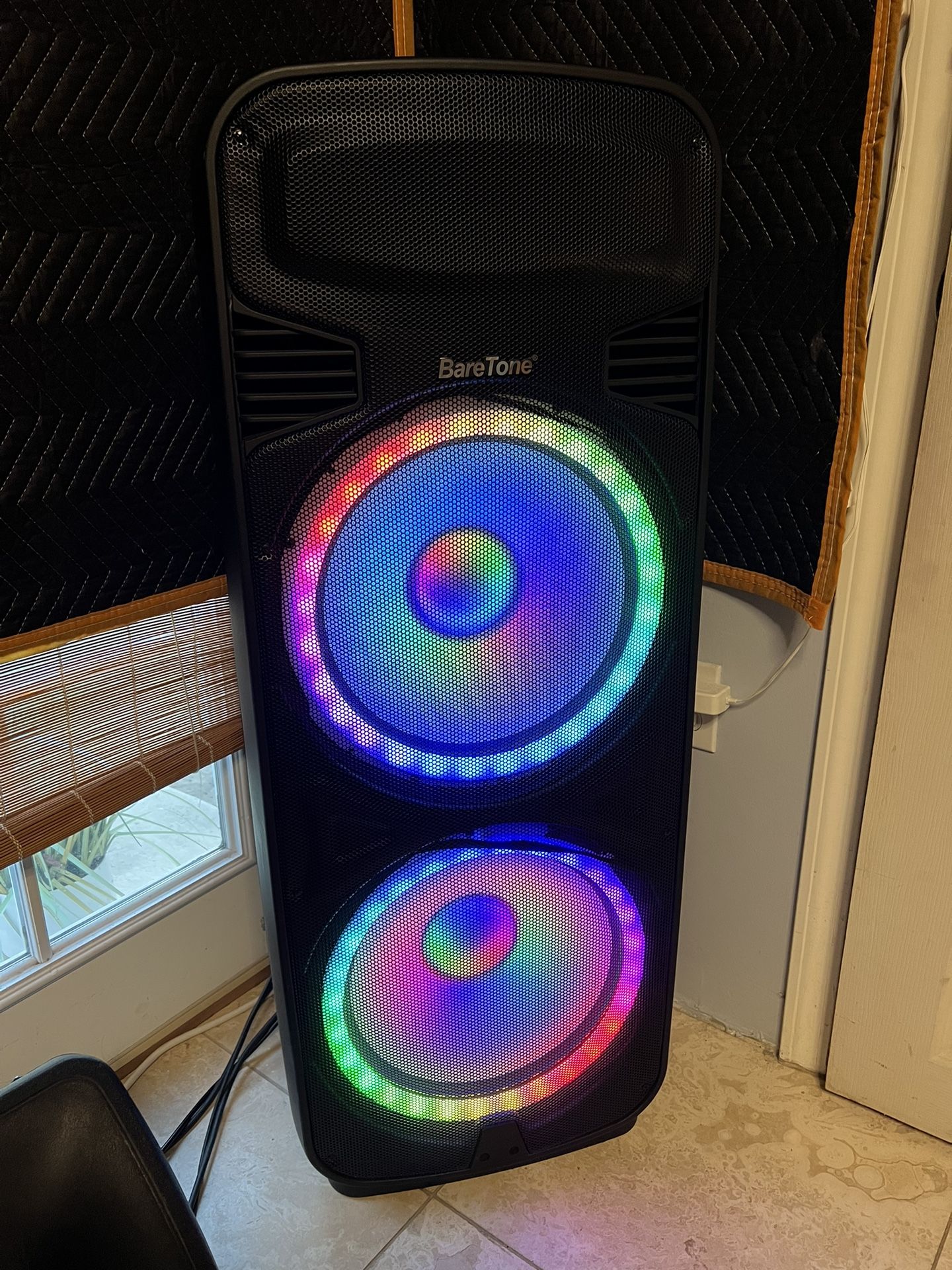 Bare tone (2) 15 Inch Powered Speaker 